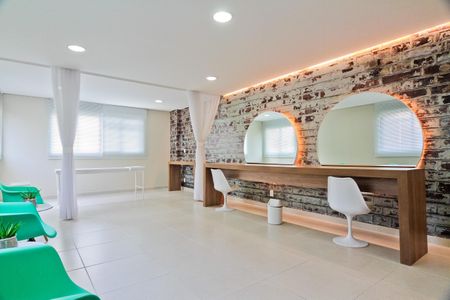 Apartamento para alugar com 52m², 2 quartos e 1 vaga Apartamento para alugar com 52m², 2 quartos e 1 vagaÁrea comum - Academia