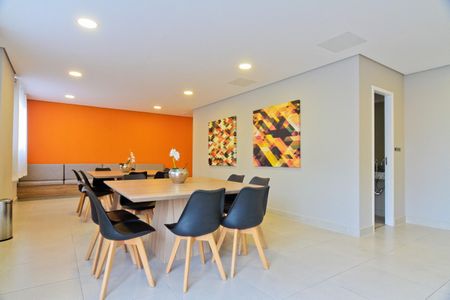 Apartamento para alugar com 52m², 2 quartos e 1 vaga Apartamento para alugar com 52m², 2 quartos e 1 vagaÁrea comum - Salão de festas