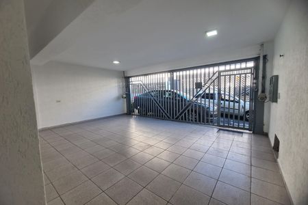 Casa à venda com 206m², 3 quartos e 2 vagas Casa à venda com 206m², 3 quartos e 2 vagasGaragem