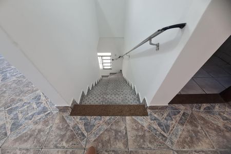 Casa à venda com 206m², 3 quartos e 2 vagas Casa à venda com 206m², 3 quartos e 2 vagasEscada quartos