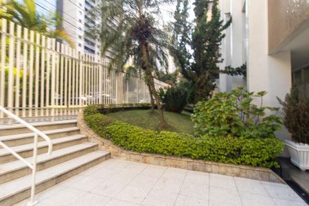Apartamento à venda com 140m², 4 quartos e 2 vagas Apartamento à venda com 140m², 4 quartos e 2 vagasÁrea externa
