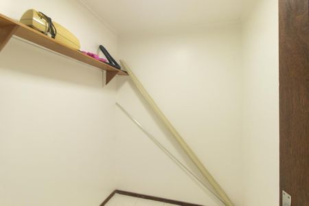 Apartamento à venda com 140m², 4 quartos e 2 vagas Apartamento à venda com 140m², 4 quartos e 2 vagasQuarto de Serviço