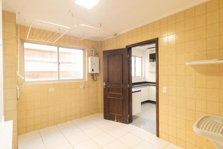 Apartamento à venda com 140m², 4 quartos e 2 vagas Apartamento à venda com 140m², 4 quartos e 2 vagasÁrea de Serviço