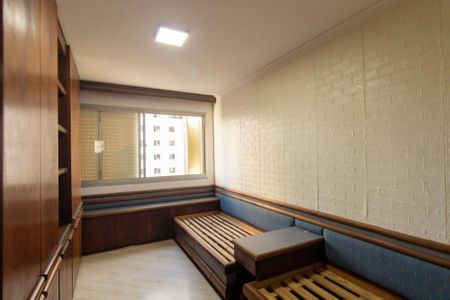 Apartamento à venda com 140m², 4 quartos e 2 vagas Apartamento à venda com 140m², 4 quartos e 2 vagasQuarto 3