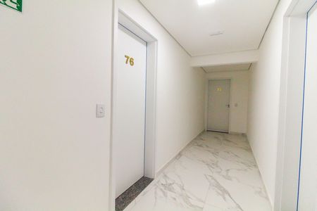Apartamento à venda com 36m², 1 quarto e sem vaga Apartamento à venda com 36m², 1 quarto e sem vagaHall