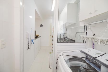 Apartamento à venda com 47m², 2 quartos e 1 vagaÁrea de Serviço