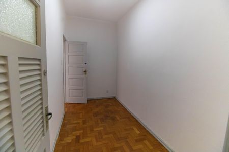 Apartamento à venda com 70m², 1 quarto e sem vaga Apartamento à venda com 70m², 1 quarto e sem vagaQuarto de Serviço