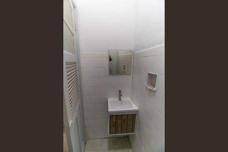 Apartamento à venda com 70m², 1 quarto e sem vaga Apartamento à venda com 70m², 1 quarto e sem vagaBanheiro de serviço