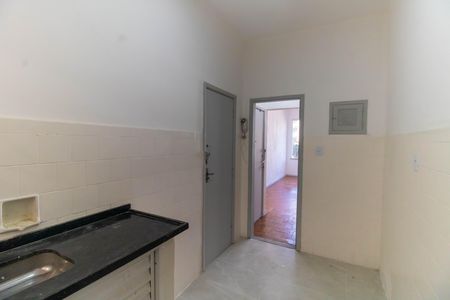 Apartamento à venda com 70m², 1 quarto e sem vaga Apartamento à venda com 70m², 1 quarto e sem vagaCozinha