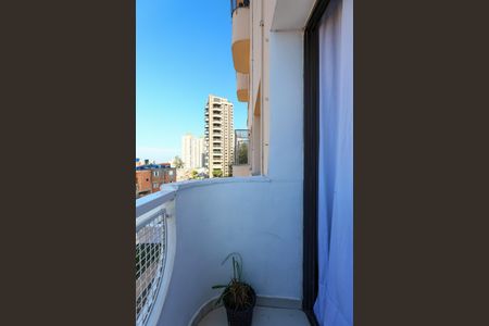 Apartamento à venda com 60m², 1 quarto e 1 vaga Apartamento à venda com 60m², 1 quarto e 1 vagaVaranda