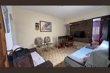 Sala de casa à venda com 4 quartos, 125m² em Taboão, Diadema