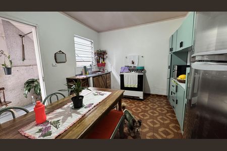 Casa à venda com 125m², 4 quartos e 2 vagas Casa à venda com 125m², 4 quartos e 2 vagasCozinha