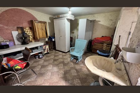 Casa à venda com 125m², 4 quartos e 2 vagas Casa à venda com 125m², 4 quartos e 2 vagasÁrea de Serviço