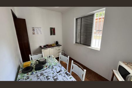 Casa à venda com 125m², 4 quartos e 2 vagas Casa à venda com 125m², 4 quartos e 2 vagasSala de Jantar