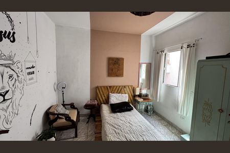 Casa à venda com 125m², 4 quartos e 2 vagas Casa à venda com 125m², 4 quartos e 2 vagasQuarto