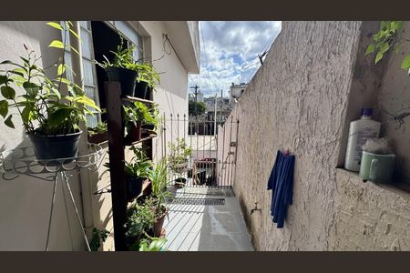 Casa à venda com 125m², 4 quartos e 2 vagas Casa à venda com 125m², 4 quartos e 2 vagasÁrea Externa