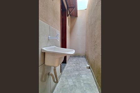 Casa para alugar com 50m², 1 quarto e sem vagaÁrea de Serviço