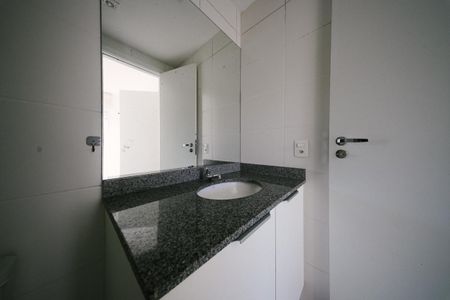Apartamento à venda com 60m², 2 quartos e 1 vaga Apartamento à venda com 60m², 2 quartos e 1 vagaBanheiro da Suíte