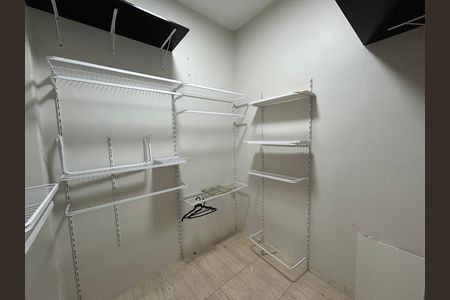 Apartamento para alugar com 66m², 2 quartos e sem vagaQuarto de Serviço