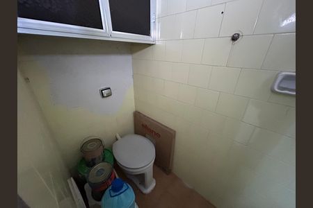 Apartamento para alugar com 66m², 2 quartos e sem vagaBanheiro de serviço