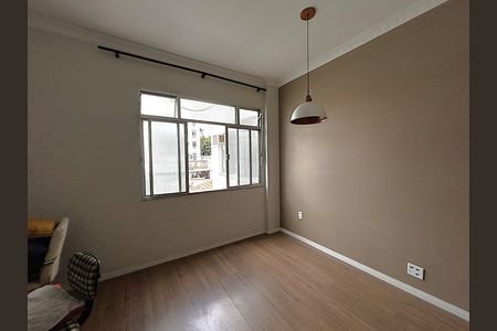 Sala de apartamento para alugar com 2 quartos, 66m² em Méier, Rio de Janeiro