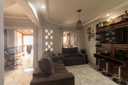 Casa de condomínio à venda com 75m², 2 quartos e 1 vagaSala