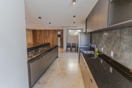 Apartamento para alugar com 143m², 4 quartos e 2 vagas Apartamento para alugar com 143m², 4 quartos e 2 vagasÁrea comum - Salão de festas