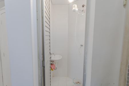 Apartamento para alugar com 143m², 4 quartos e 2 vagas Apartamento para alugar com 143m², 4 quartos e 2 vagasBanheiro de serviço