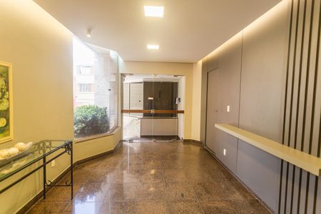 Apartamento para alugar com 143m², 4 quartos e 2 vagas Apartamento para alugar com 143m², 4 quartos e 2 vagasHall de entrada