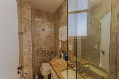 Apartamento para alugar com 143m², 4 quartos e 2 vagas Apartamento para alugar com 143m², 4 quartos e 2 vagasBanheiro da Suíte