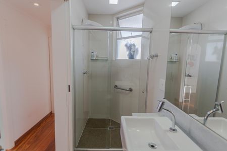Apartamento para alugar com 143m², 4 quartos e 2 vagas Apartamento para alugar com 143m², 4 quartos e 2 vagasBanheiro Social