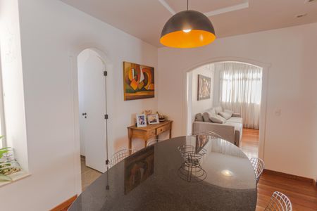 Apartamento para alugar com 143m², 4 quartos e 2 vagas Apartamento para alugar com 143m², 4 quartos e 2 vagasCopa