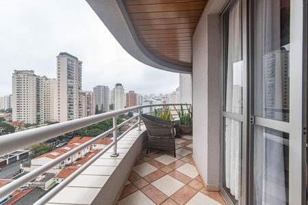 Apartamento à venda com 86m², 3 quartos e 2 vagas Apartamento à venda com 86m², 3 quartos e 2 vagasVaranda