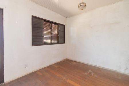 Sala de casa à venda com 3 quartos, 90m² em Glória, Porto Alegre
