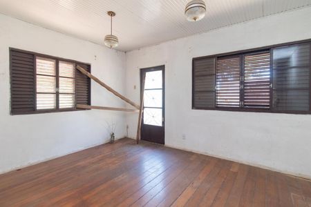 Sala de casa à venda com 3 quartos, 90m² em Glória, Porto Alegre