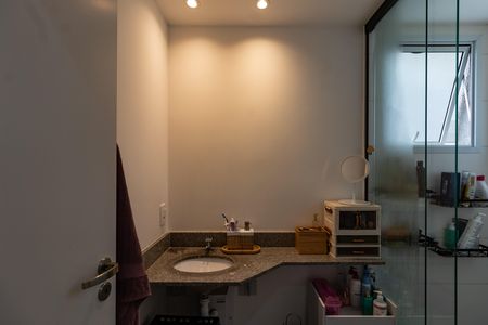 Apartamento para alugar com 54m², 2 quartos e 1 vagaBanheiro da Suíte 2