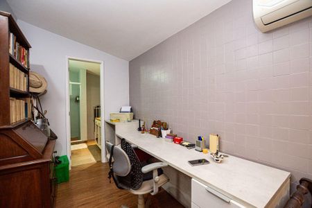 Casa à venda com 360m², 5 quartos e 2 vagas
