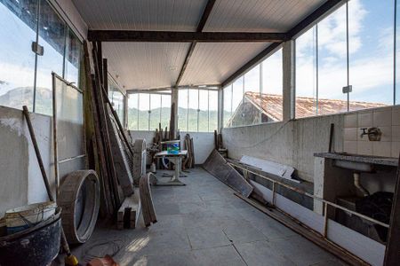 Casa à venda com 360m², 5 quartos e 2 vagas