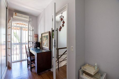 Casa à venda com 360m², 5 quartos e 2 vagas