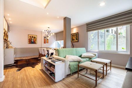 Casa à venda com 360m², 5 quartos e 2 vagas