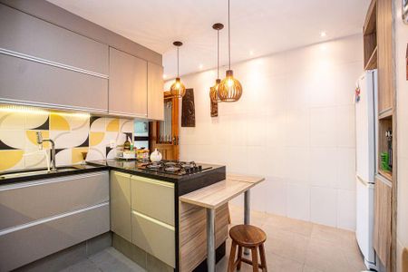 Casa à venda com 360m², 5 quartos e 2 vagas