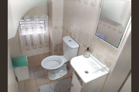 Casa à venda com 3 quartos, 174m² em Vila Palmares, Santo André