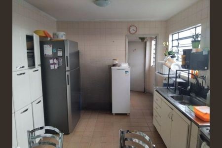 Casa à venda com 3 quartos, 174m² em Vila Palmares, Santo André