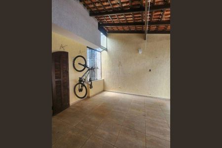Casa à venda com 3 quartos, 130m² em Jardim das Vertentes, São Paulo