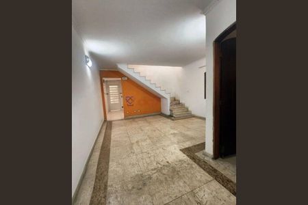 Casa à venda com 130m², 3 quartos e 2 vagas