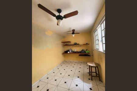 Casa à venda com 3 quartos, 130m² em Jardim das Vertentes, São Paulo