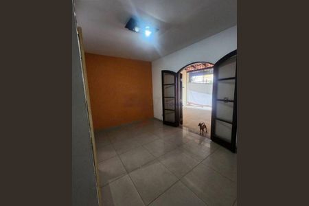 Casa à venda com 3 quartos, 130m² em Jardim das Vertentes, São Paulo