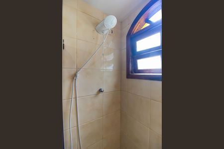 Casa à venda com 98m², 3 quartos e 2 vagasBanheiro Social