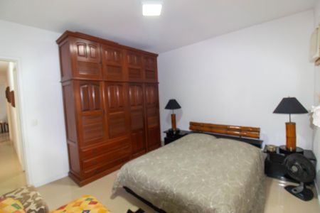 Casa à venda com 98m², 3 quartos e 2 vagasQuarto 1