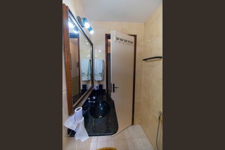 Casa à venda com 98m², 3 quartos e 2 vagasBanheiro Social